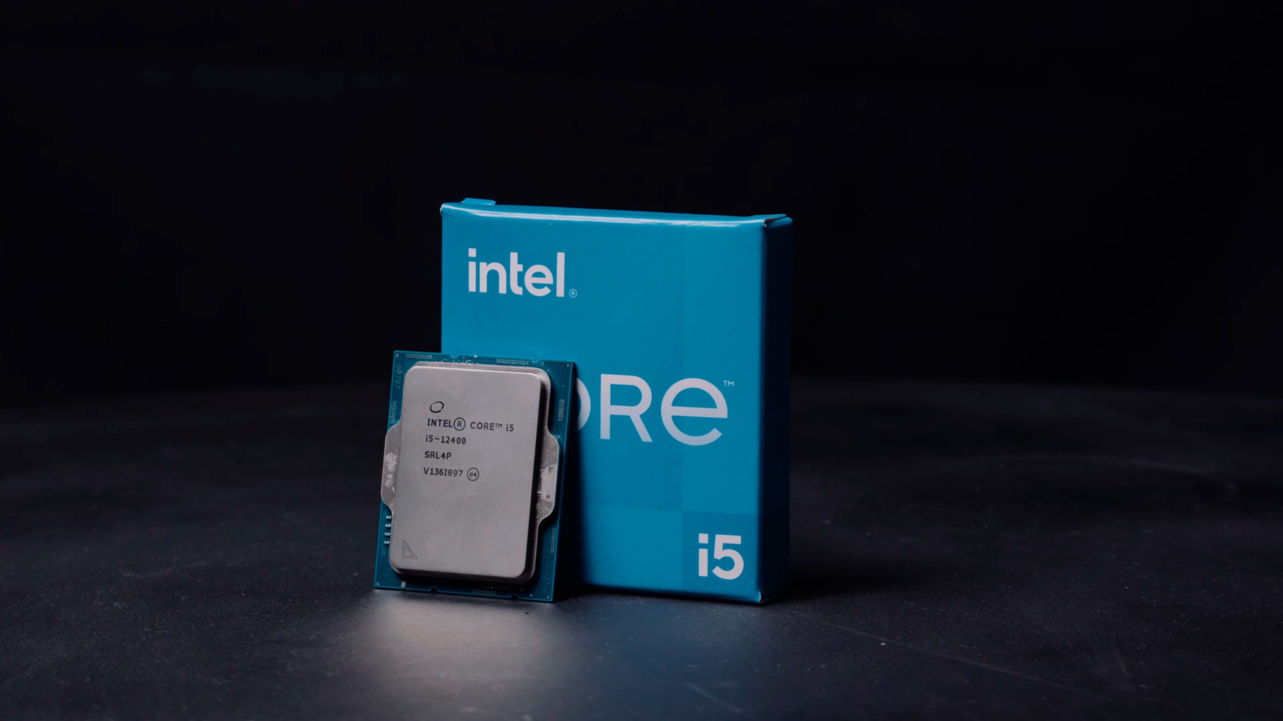 Intel Core i5-12400 Processzor – Részletes leírás és teljesítmény elemzés