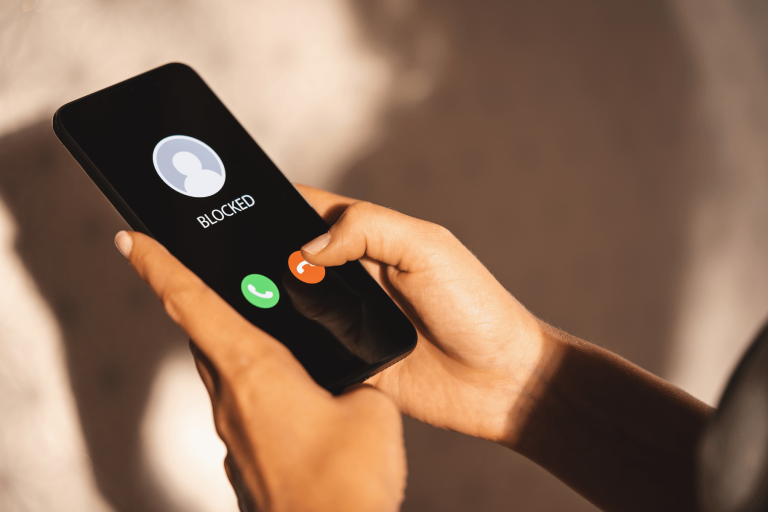 what-happens-when-you-block-a-number-on-iphone_IPV-blog