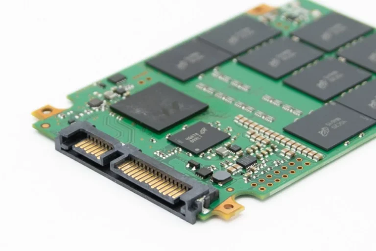 Crucial-SSD-Datenrettung-1024x683