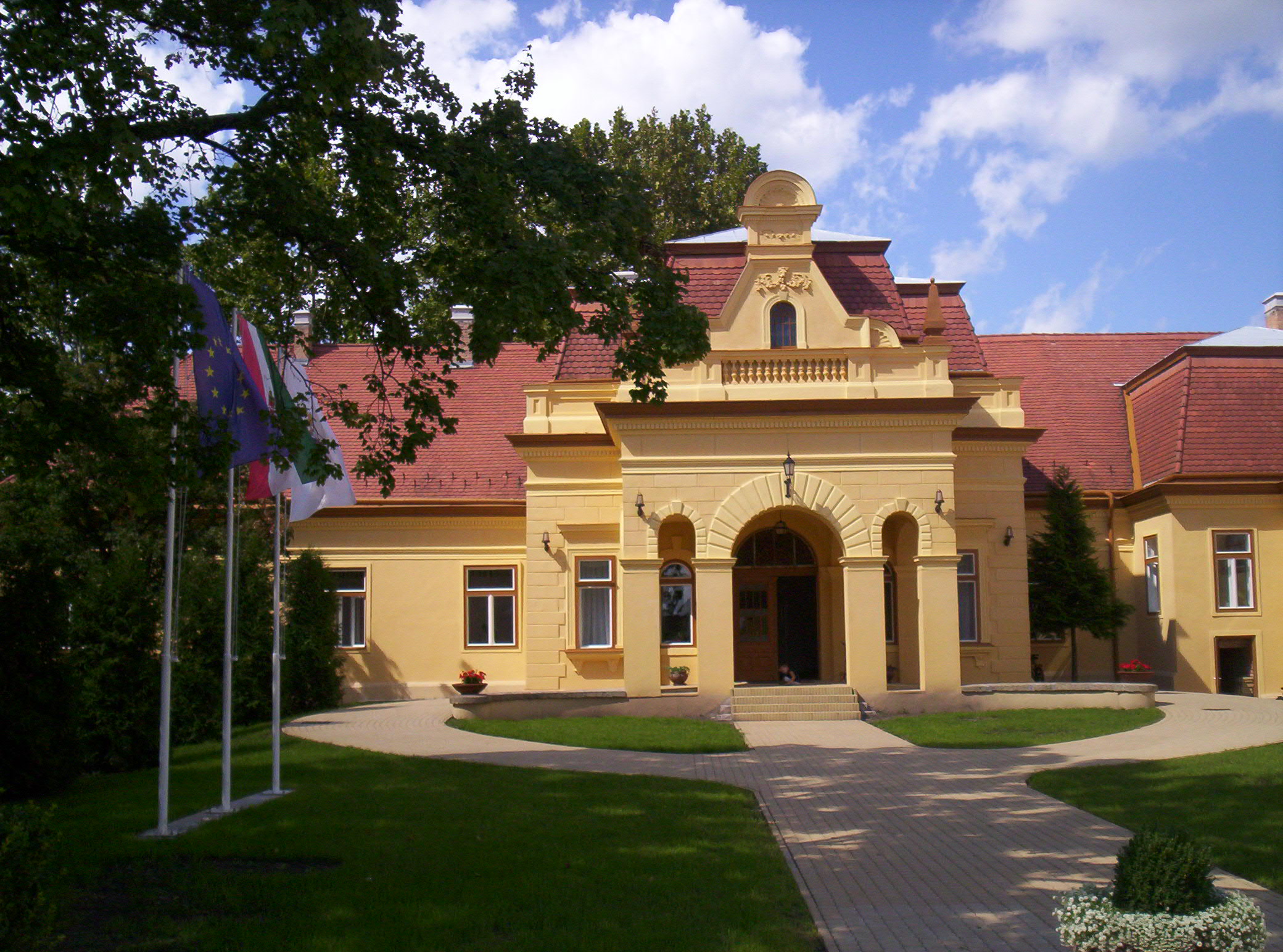 Esterházy-kastély_Szentlőrinc