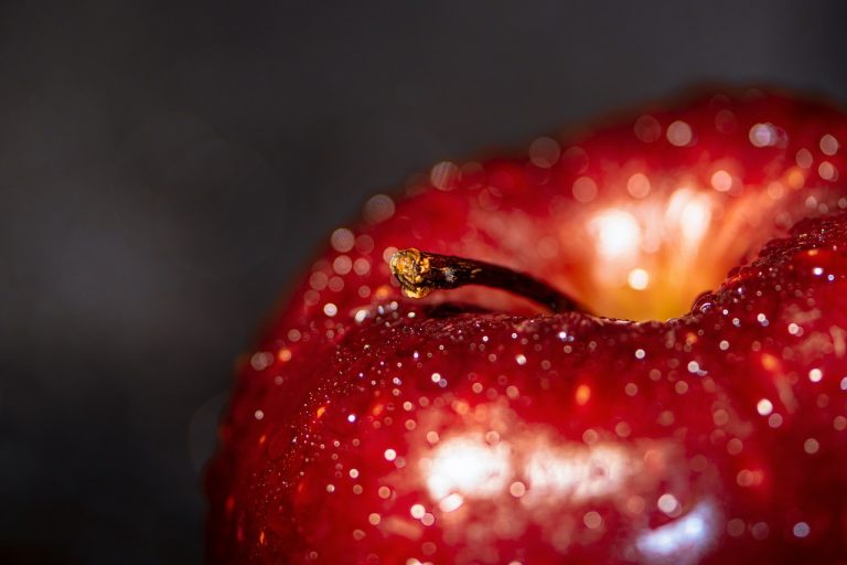 apple-7205616_1280