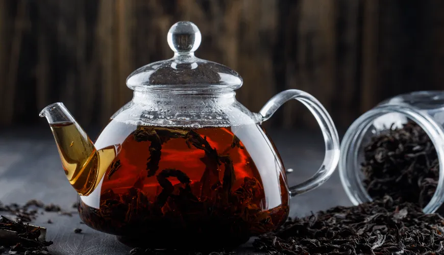 A fekete tea hashajtó hatása: Mítosz vagy valóság?