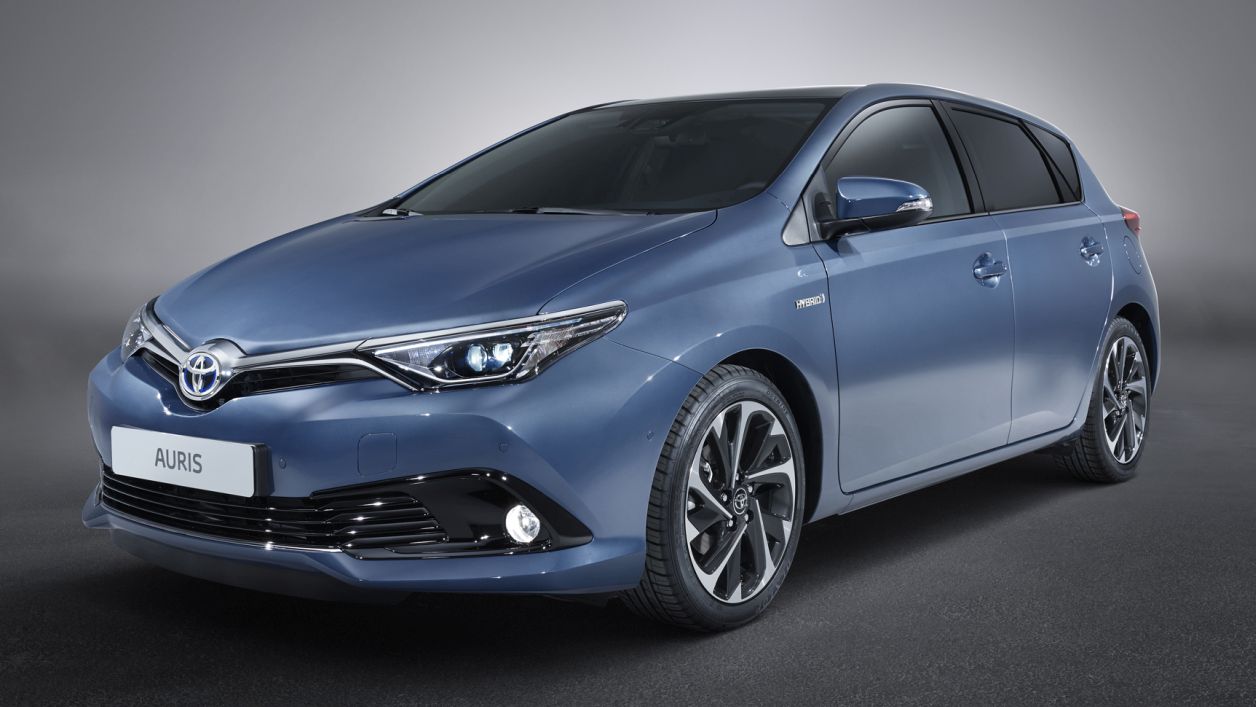 im03384-1-toyota-auris