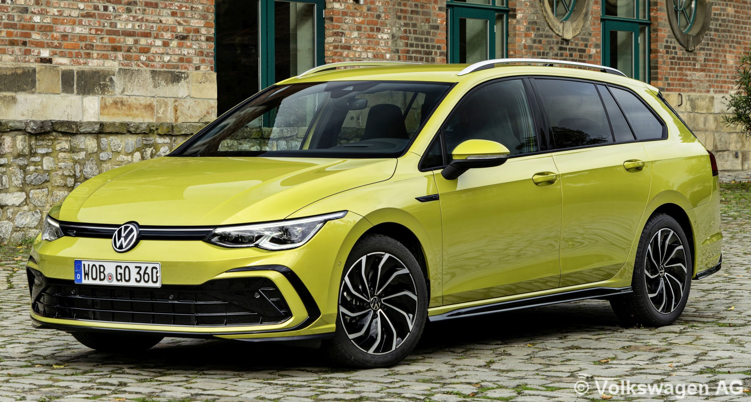 Volkswagen Golf: A legendás középkategóriás autó, amely a minőséget és a megbízhatóságot hozza minden vezető számára