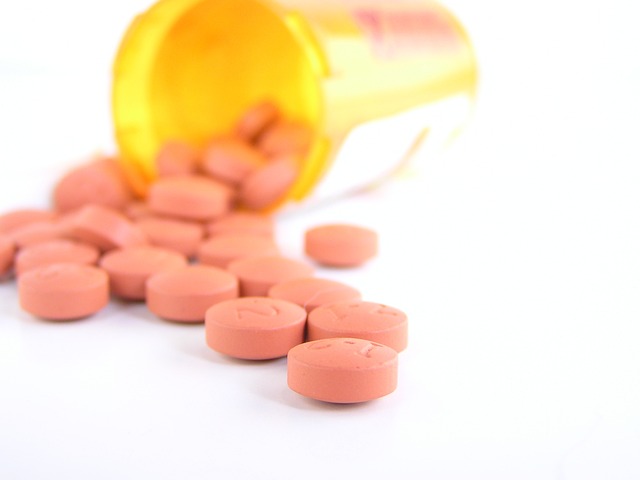 pills-1885550_640