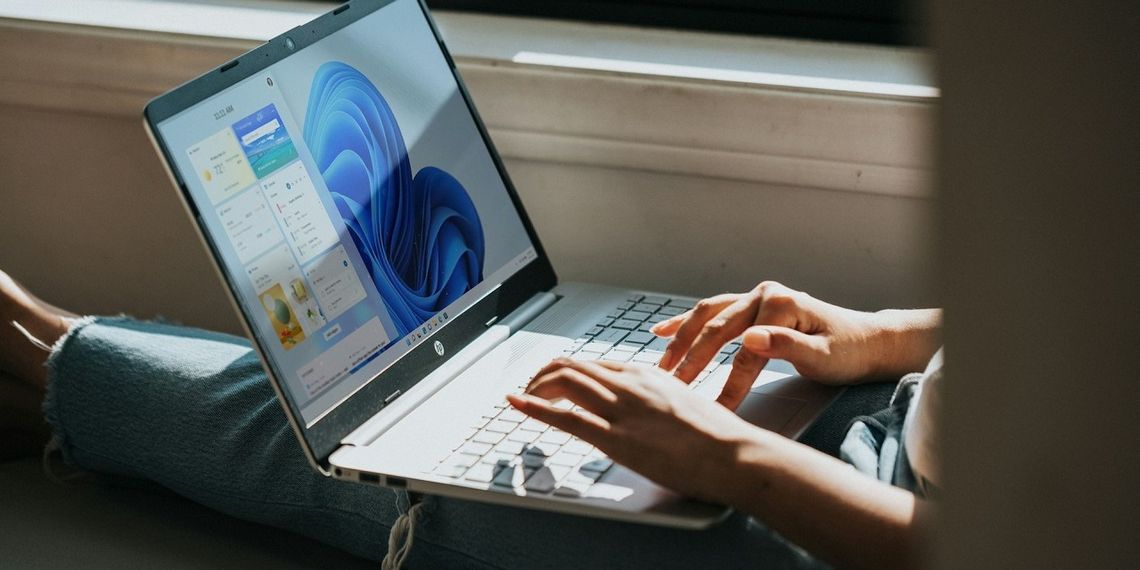 Aktualizacja KB5043145 powoduje poważne problemy w Windows 11 – użytkownicy wściekli