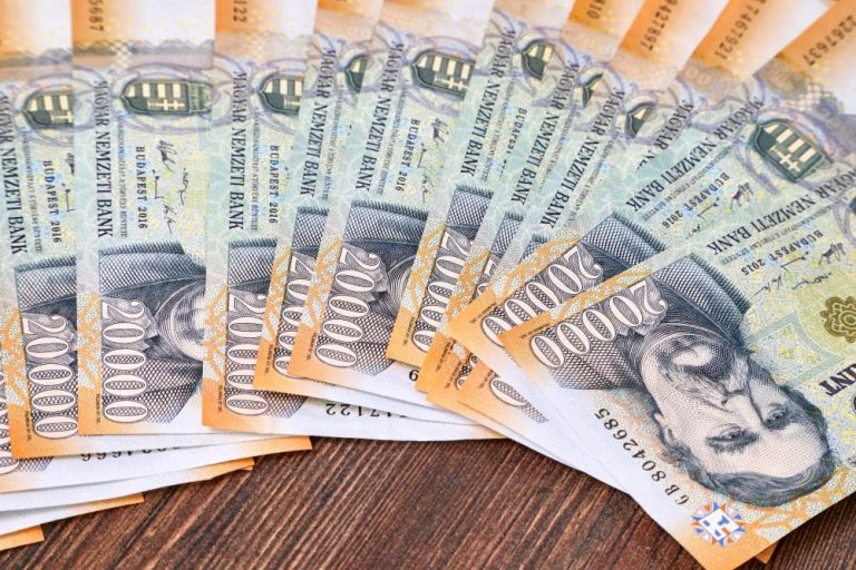 Pile,Of,Banknotes,On,A,Table,(hungarian,Forint)