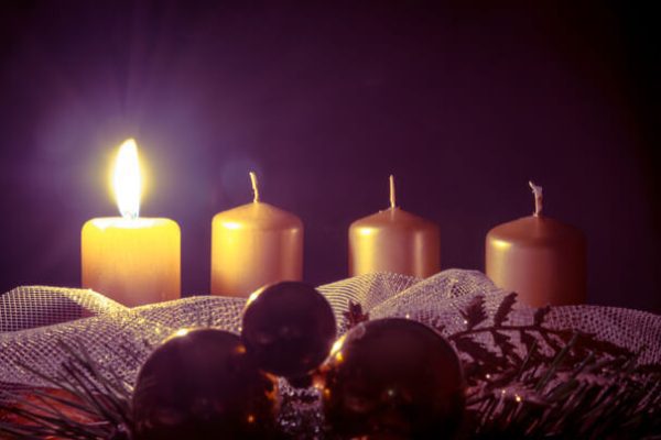 adventi-gyertya-1-600x400