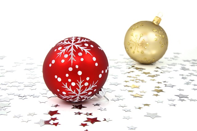 baubles-15415_640