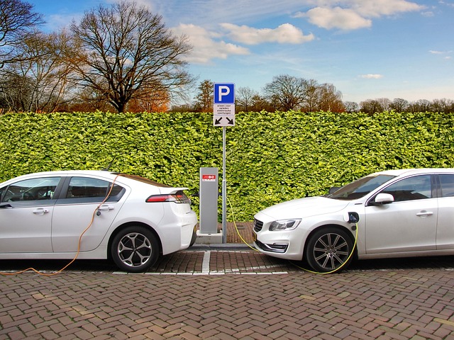 electric-car-2783573_640