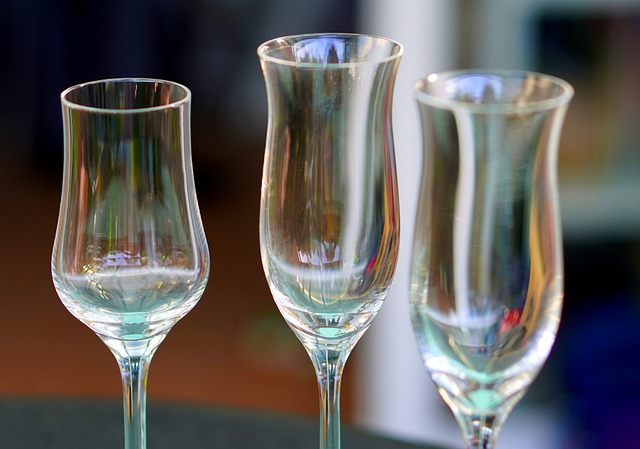 glass-4580268_640