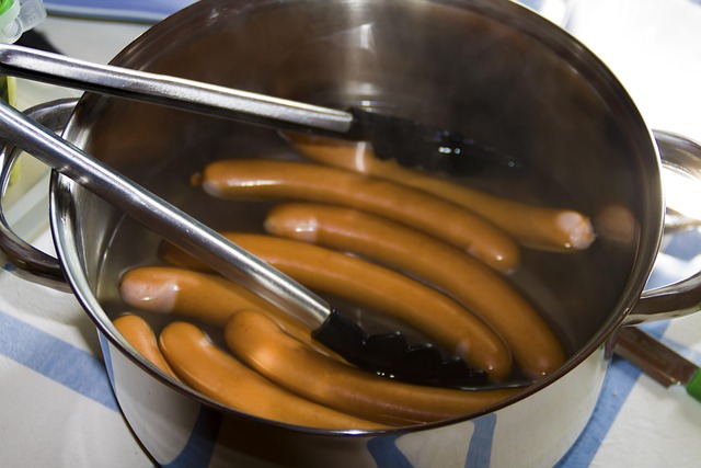 sausage-338339_640