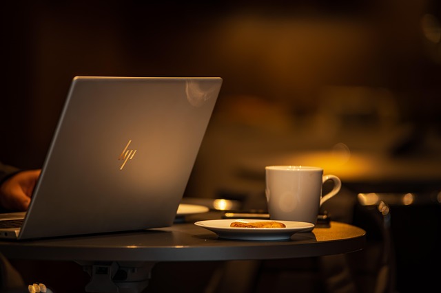 laptop-7956356_640