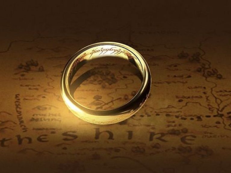 one-ring-shared-by-warner-bros--dyn--shareimg