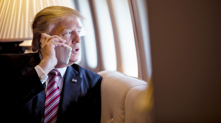 A konzervatív férfiak elhatárolódnak Trumptól az Epstein-ügy árnyékában