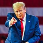 Trump tízmilliárd dollárt követel egy róla szóló cikk miatt