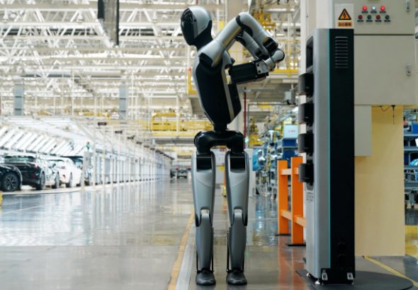 A kínai robot, ami önállóan tölti fel magát