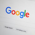 Mesterséges intelligencia segít a lényegre törő hírekben a Discoveren