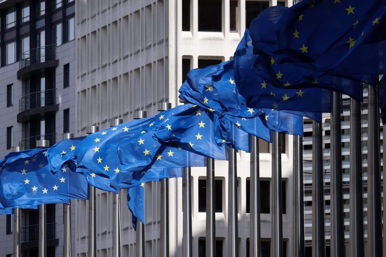 Az EU most nagyon bekeményít az Apple, Google és Microsoft ellen – bajban a techóriások?