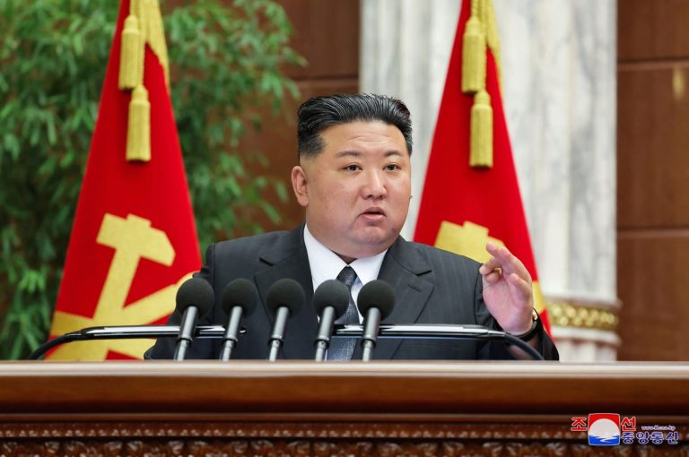 Oroszország titokban atomtengeralattjáró-alkatrészeket passzolhatott Észak-Koreának?
