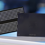 A Samsung féket nyomott: miért nem pörög fel a legújabb QLC V-NAND-ja?