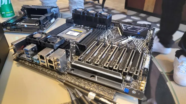 A PCI Express 8.0 tervezetének 0.3-as verziója már 1 TB/s-os kétirányú sebességet hoz – őrület, ami jön!