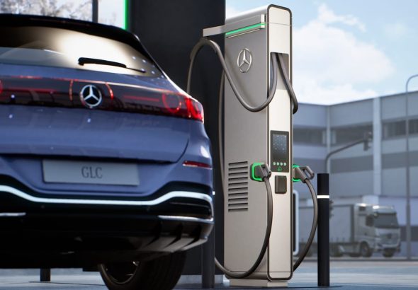 Mercedes: Végre itt az új, szupergyors töltő az elektromos autódhoz!